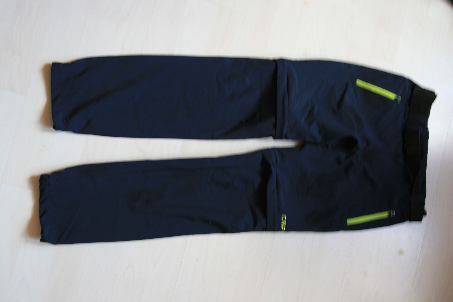CMP Pantaloni: Zipp Off Wanderhose CMP Gr. 140 – Usato da Fislisbach venduto da lorgli