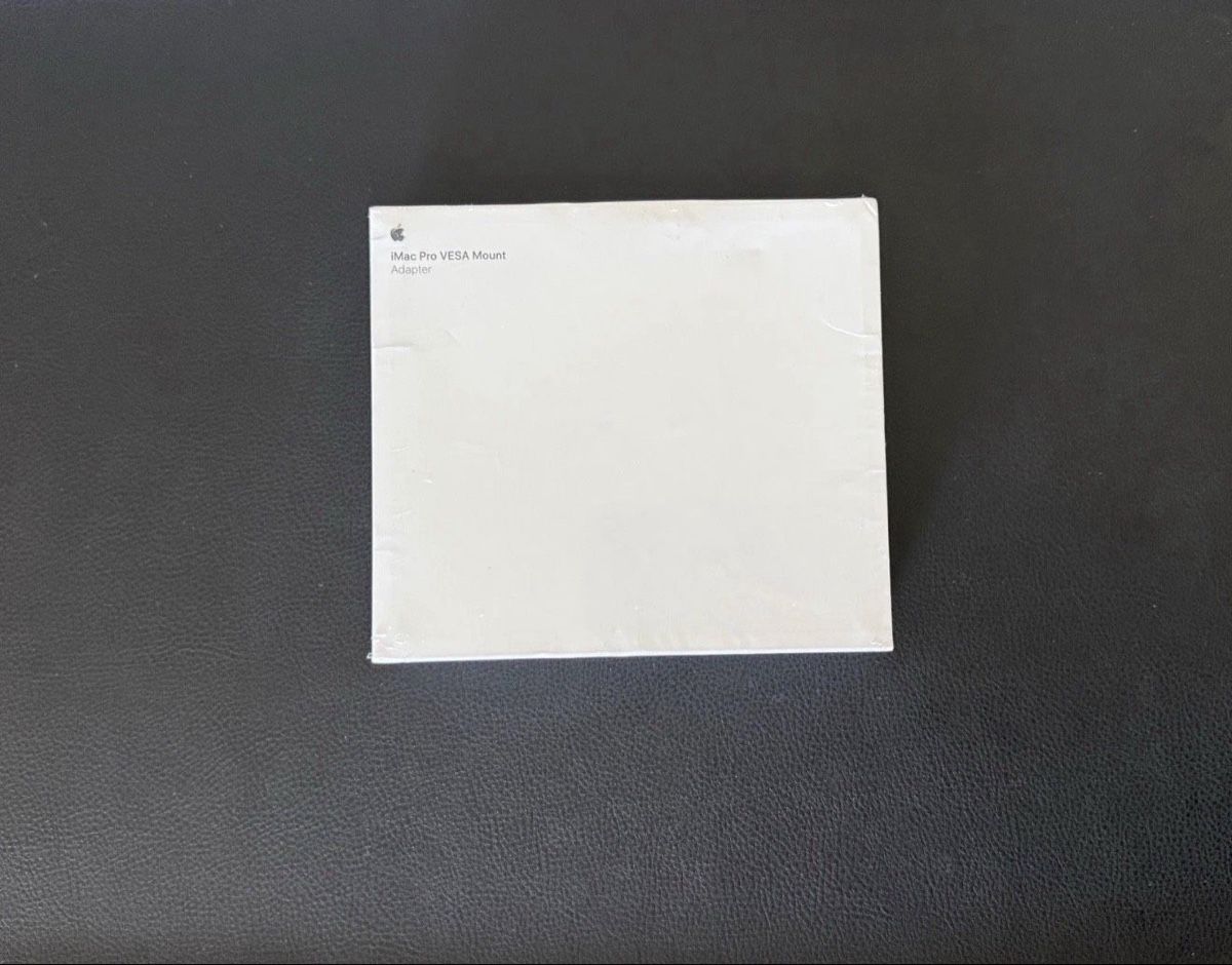 Apple PC: iMac Pro Vesa Mount Adapter – Nuovo (secondo la descrizione) da Allschwil venduto da ant_wbx5