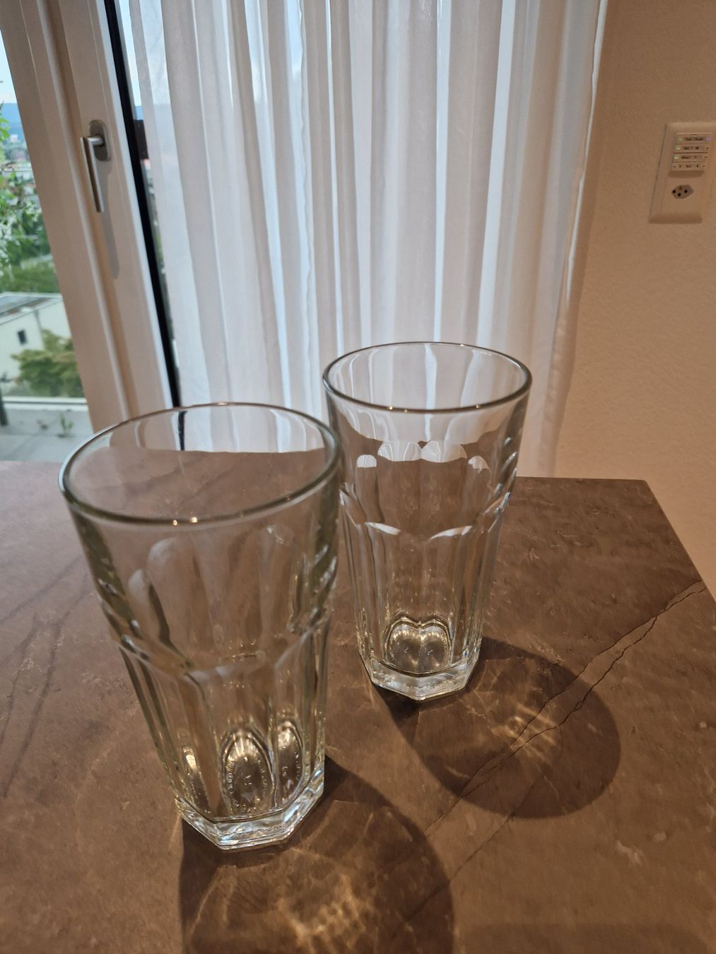 Gläser: 2x Cocktail-Glas 4dl – Gebraucht aus Aarau Rohr von HappyKoala