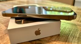 iPhone 16 Pro 256Gb - Natural Titanium