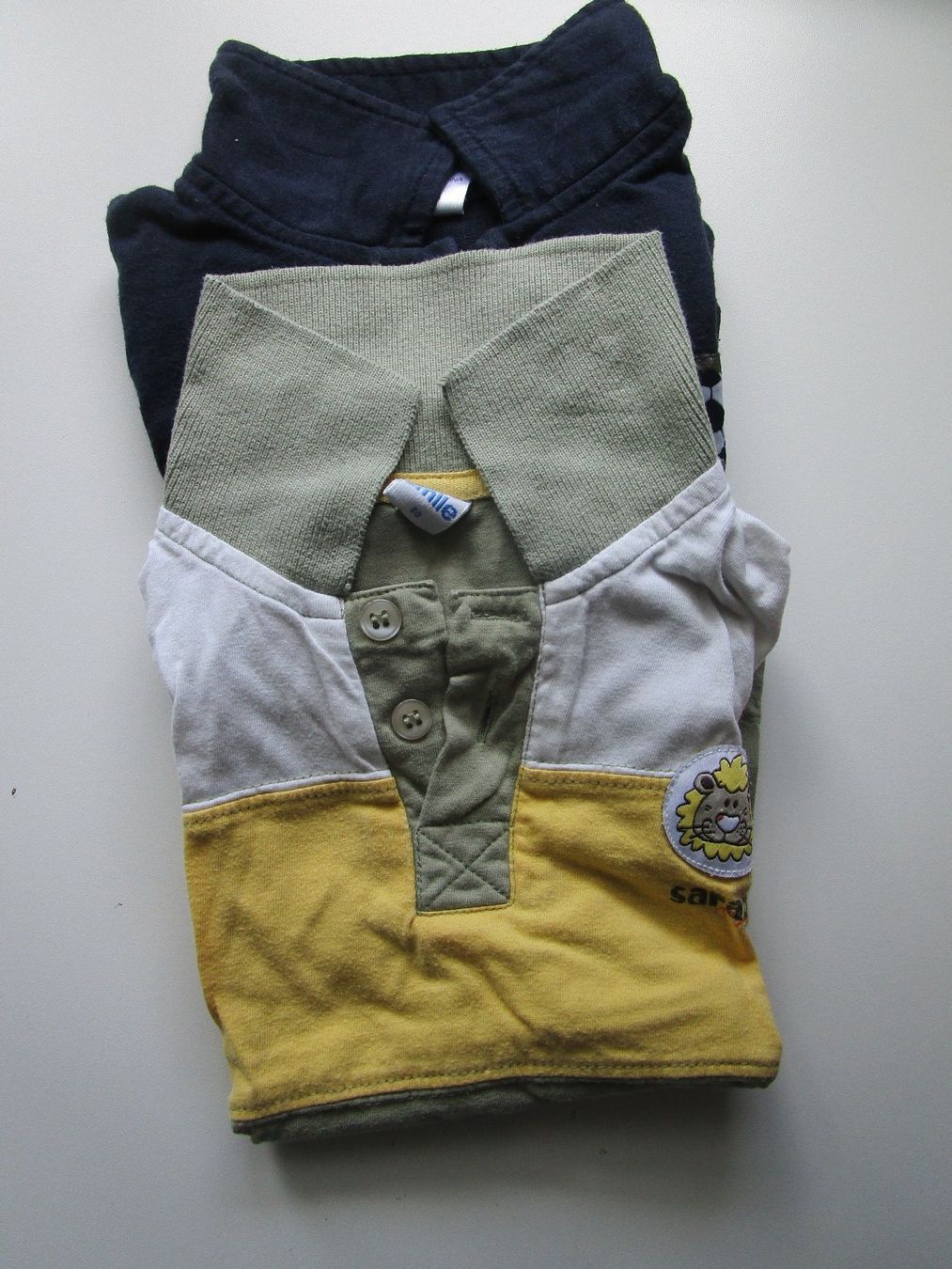Camicie, Top & T-shirt: 2 Polo T-Shirt Grösse 80 – Usato da Mülligen venduto da gipseli 1