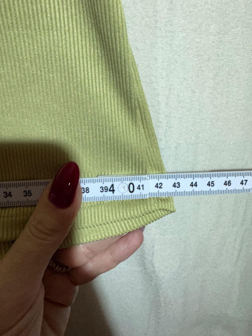 Tops: Grünes Basic mit Cups Gr. L – Neuf (Voir description) à Grosswangen par SALE_SALE_SALE 7