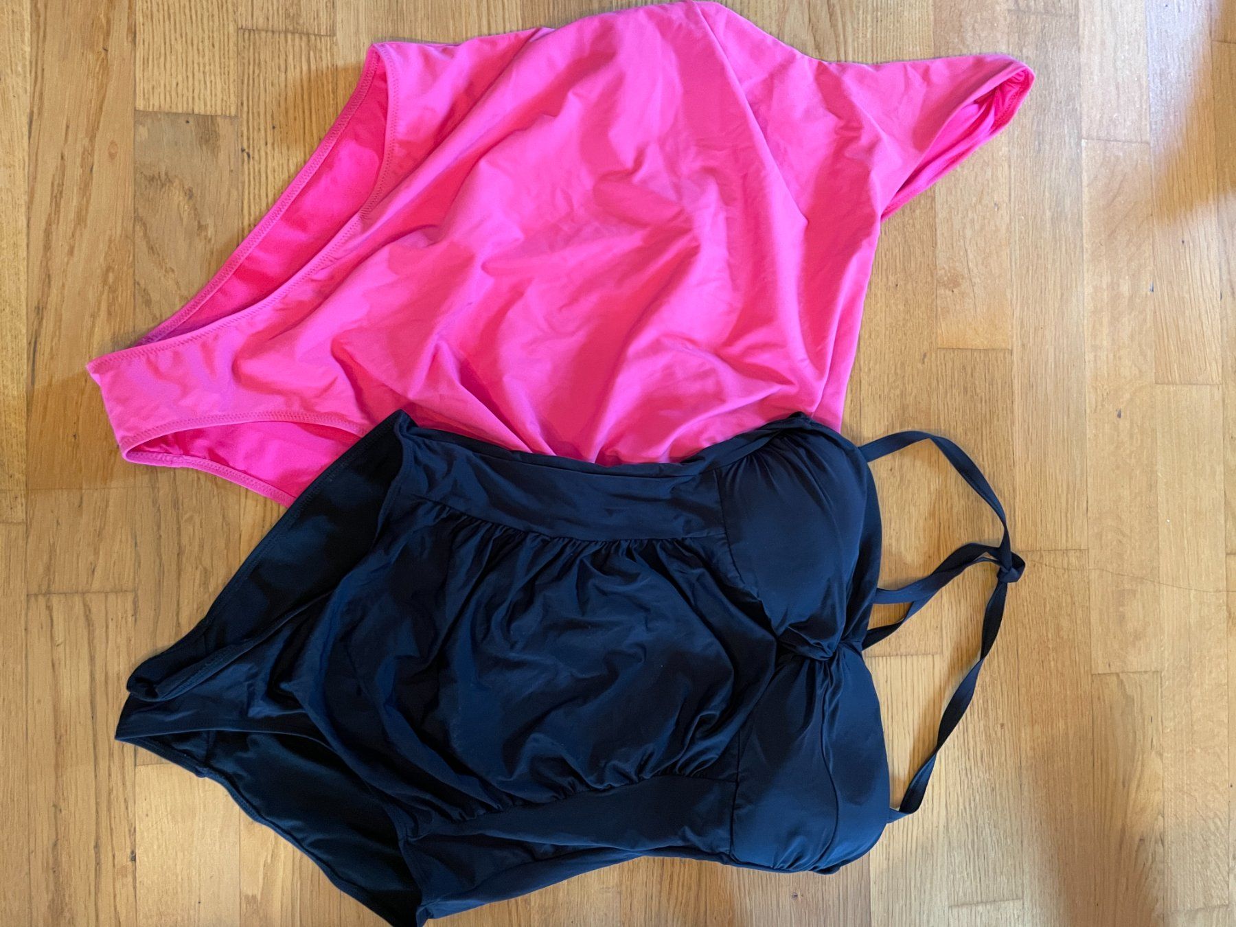 Badekleider & Bikinis: Badeanzug Paket – Gebraucht aus Hittnau von kleen