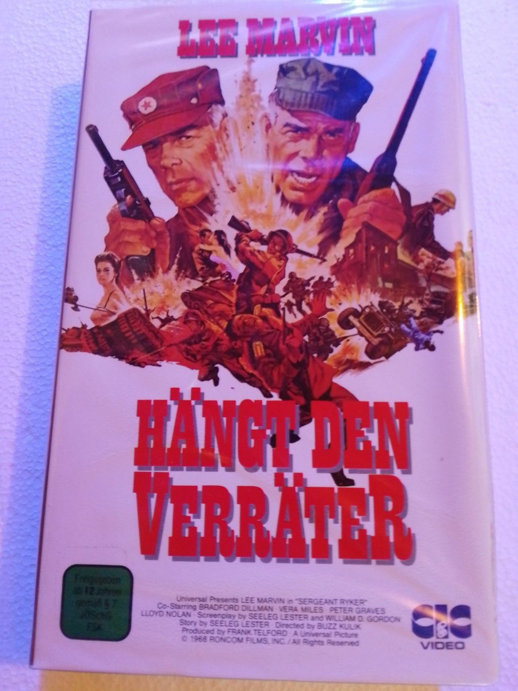 Tutti i VHS: Hängt den Verräter mit Lee Marvin CIC Video VHS – Usato da Remetschwil venduto da Privatflohmi