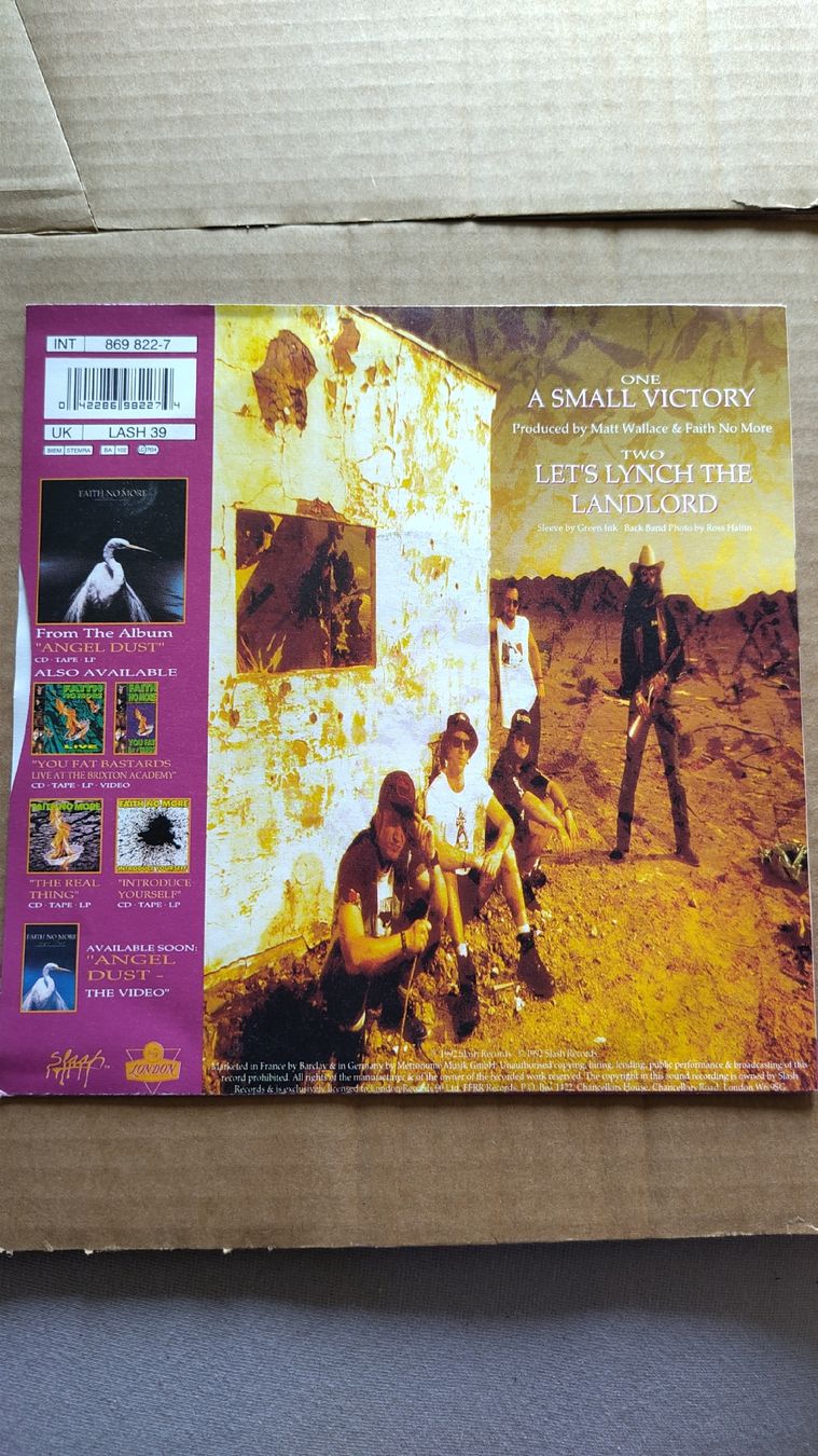 Dischi in vinile: Faith No More - A Small Victory 7" Single – Usato da Büsserach venduto da Bey23 1