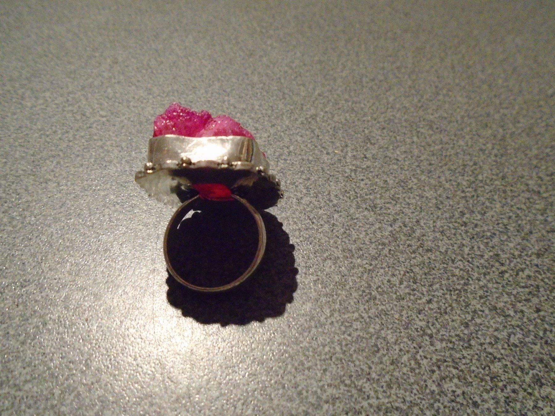Ringe: Ring gross/pinker, aufgerauter Stein – Neu und originalverpackt aus Zürich von abraxas1291 1