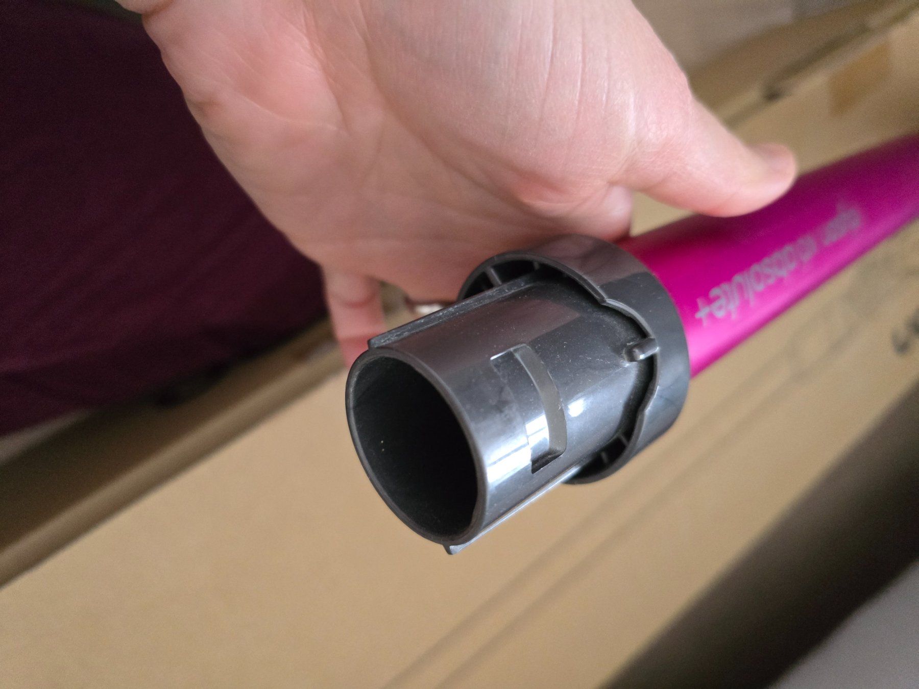 Dyson Aspirapolveri & Accessori: dyson tube V6 absolute + – Usato da La Chaux-de-Fonds venduto da Elissa 3