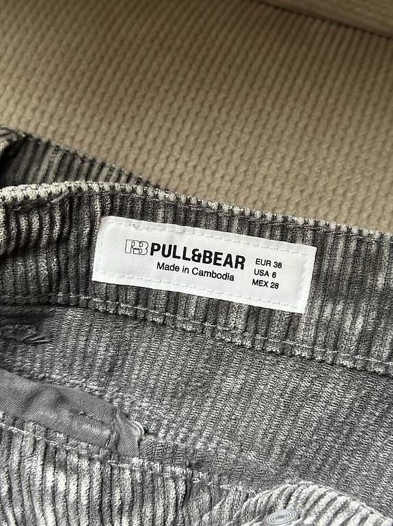 Jeans: Jean velours Zara – Gebraucht aus Chardonne von str_fq98 2