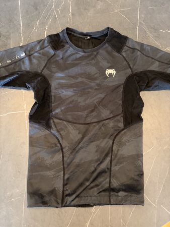 Venum Kompressionsshirt Herren Tarnmuster Grösse M