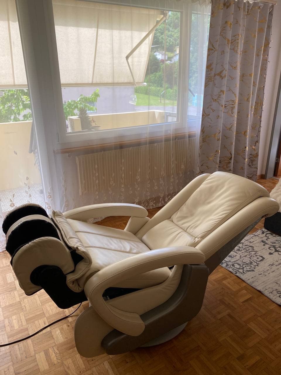 Dispositivi per massaggi: Massagestuhl Leder Himolla Cumulus High Tech Premium – Usato da Porrentruy venduto da 1321321321 3