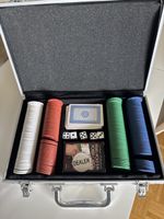 Poker Koffer mit Zubehoer guter Zustand 