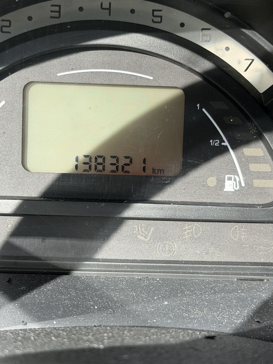 Citroën Automobili: Citroen C3 1.4i  – Usato da Oberglatt ZH venduto da Tomi1994 4