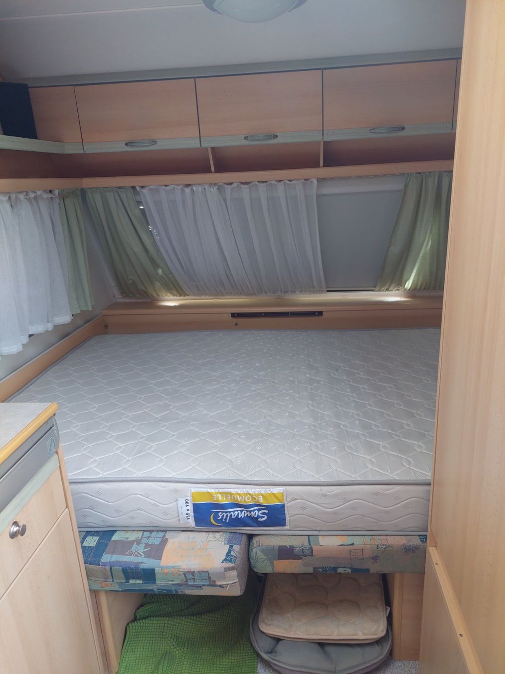 Veicoli da campeggio: Wohnwagen Knaus klein und fein – Usato da Killwangen venduto da ire_9dy7 4