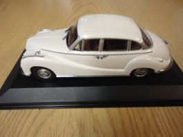 BMW 502 V8 Limousine Modellauto weiss 1:43 Minichamps