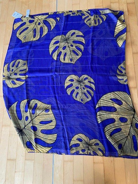 Desigual Foulard & Sciarpe: Pareo - Schal Desigual – Nuovo (secondo la descrizione) da Edlibach venduto da Arnoldotto