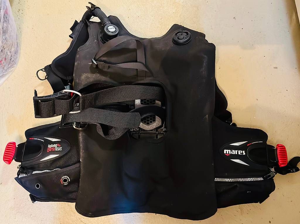 Giacche: Jacket Mares Hybrid Protec – Usato da Vinelz venduto da Sevy100 1