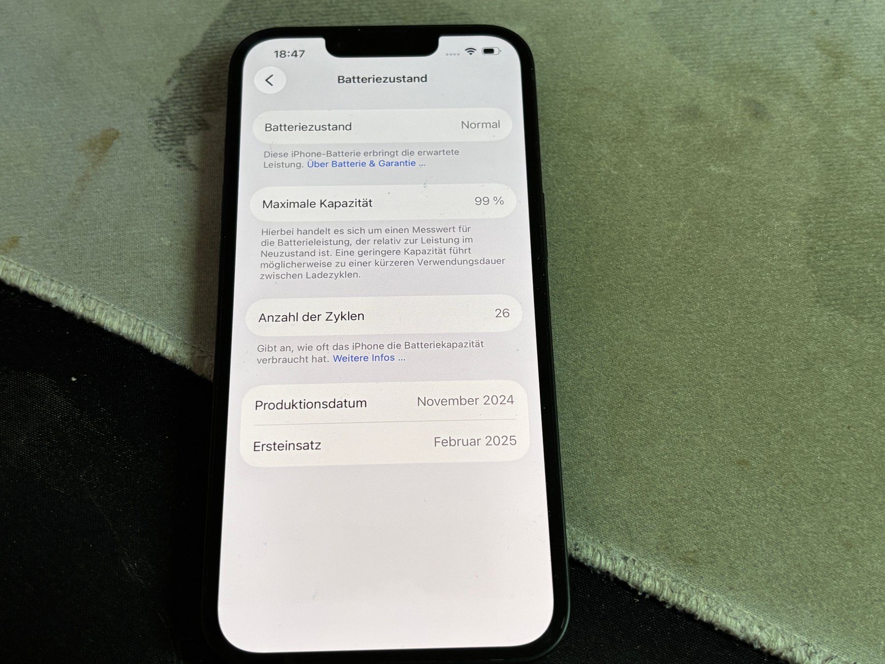 Apple Portables: Iphone 16E 128Gb – D'occasion à Au SG par bah_6f5w 4
