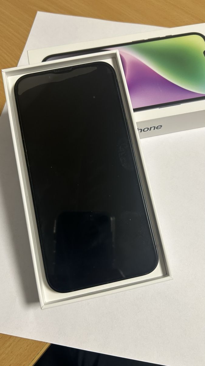 Apple Handys / Smartphones: I-phone 16 e noir – Gebraucht aus Brent von miloune