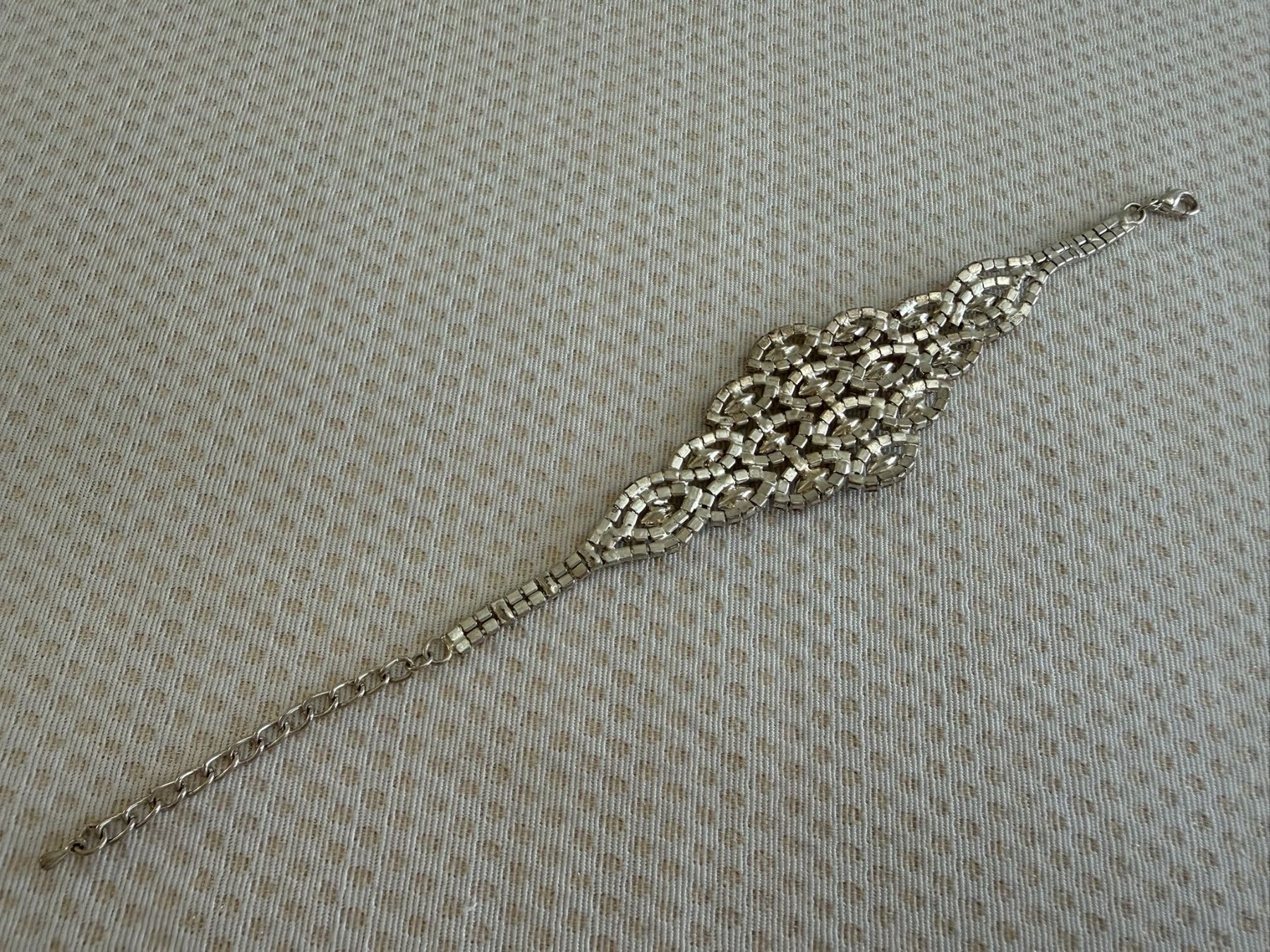 Armbänder & -reifen: Bracelet – Gebraucht aus Sion von accroshoes 3