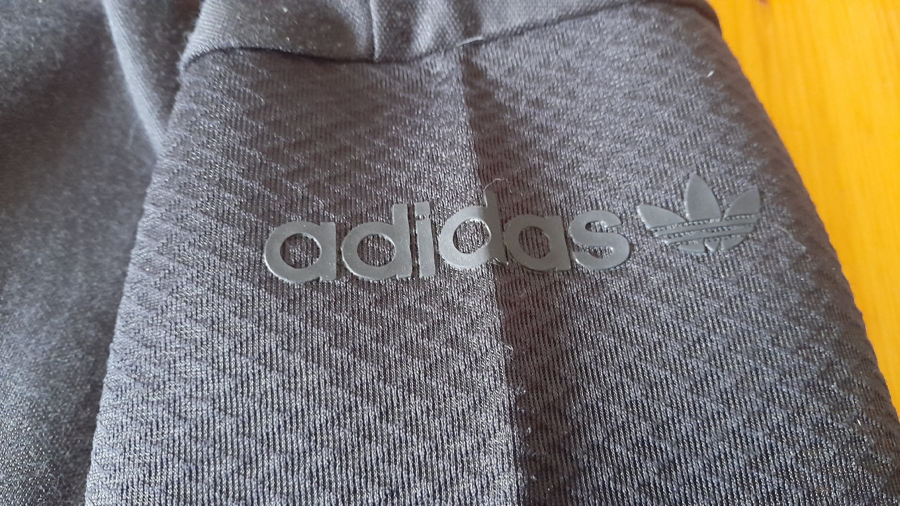 Adidas Pullover & Sweatshirts: Adidas Pullover gr. M schwarz  – Gebraucht aus Nesslau von Churfirsten08 2