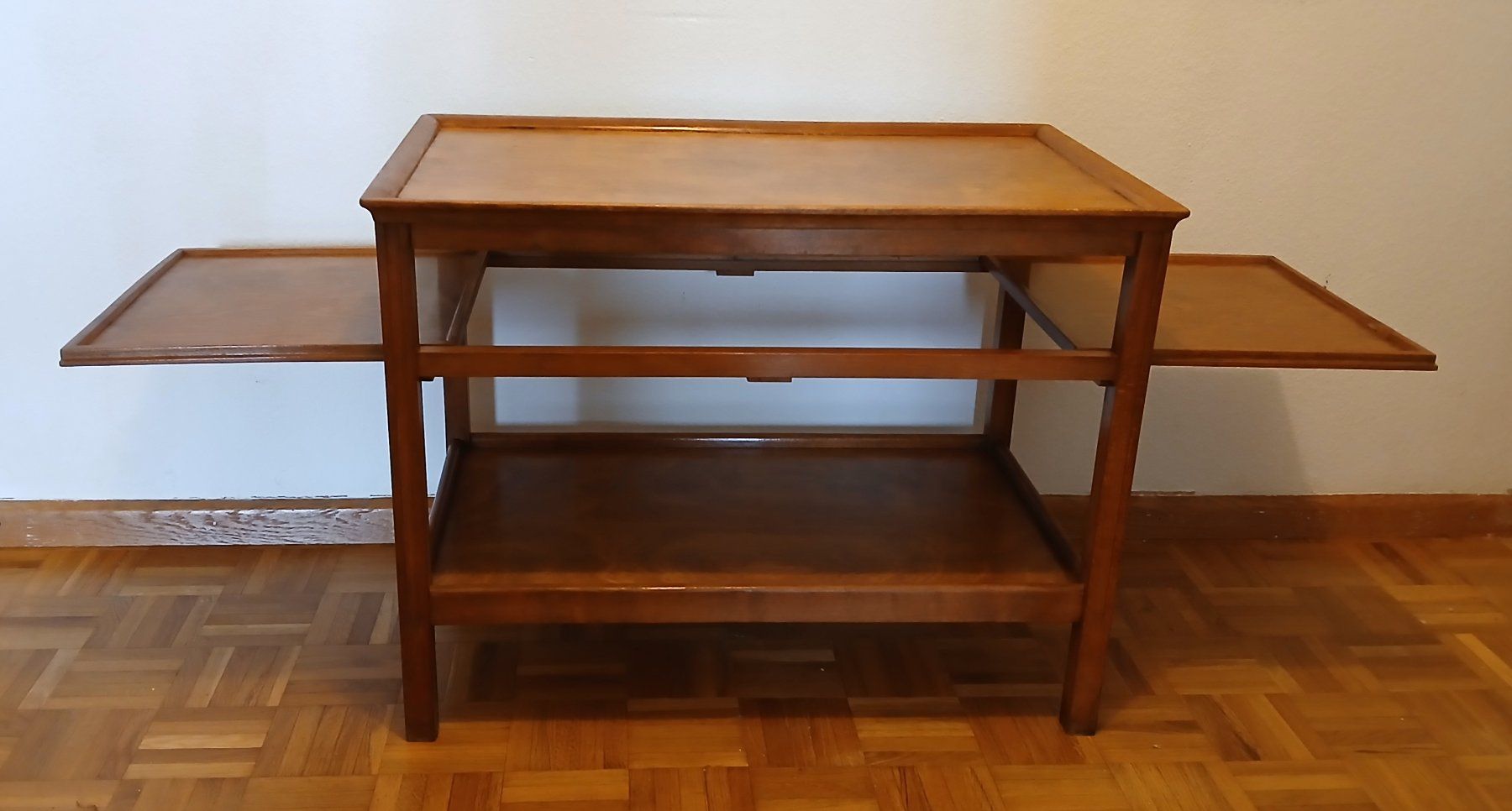 Tavoli: Vintage Tisch Holz – Usato da Greifensee venduto da Foxglove 4