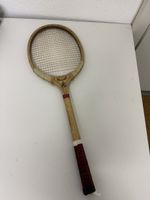 Ancienne raquette en bois Victory