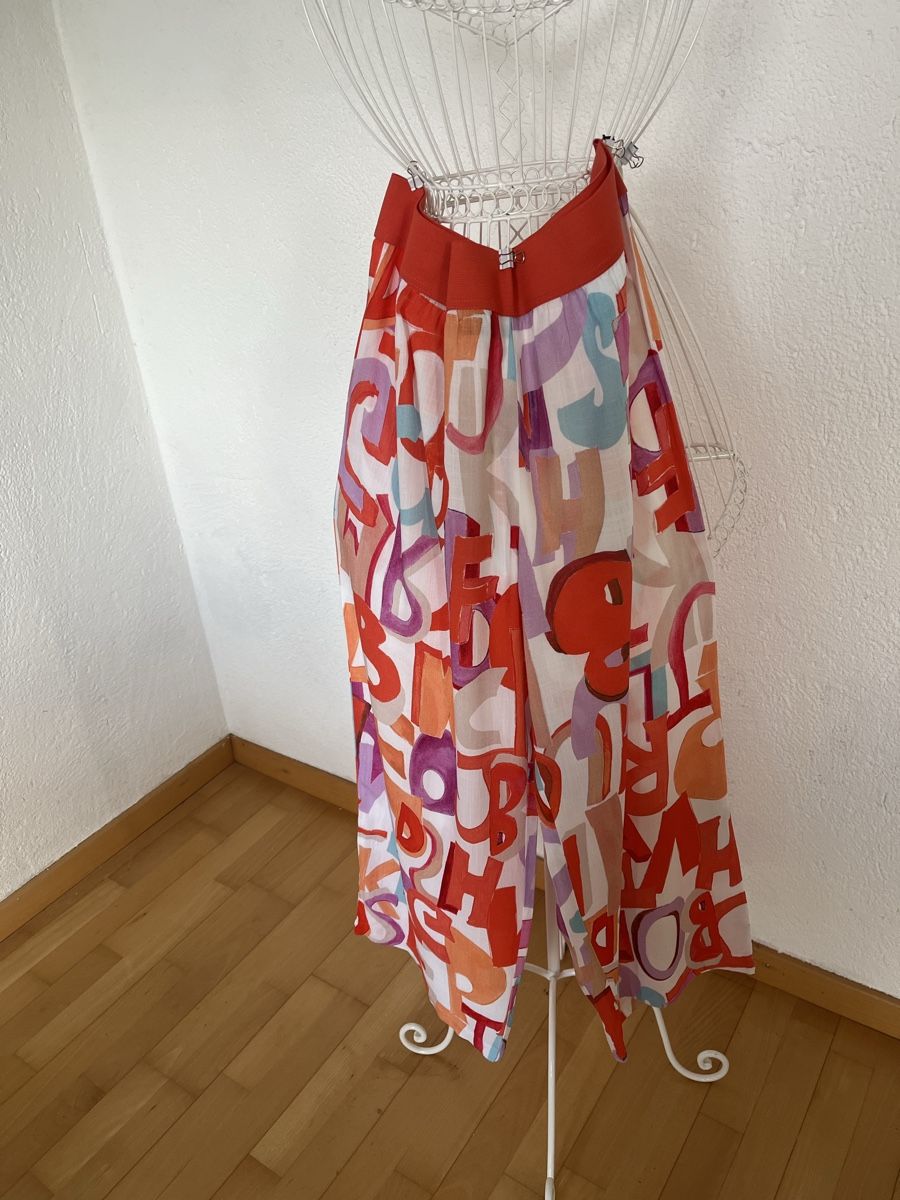 Pantaloni: seeyou  Sommerhose bunt – Usato da Rorschacherberg venduto da Artmaru