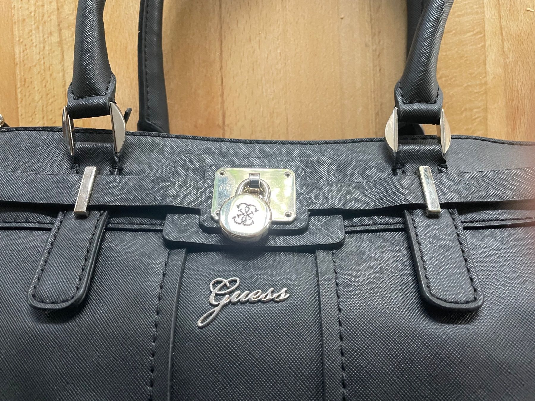 Guess Borse da donna: Sac Guess noir neuf – Nuovo e nell'imballaggio originale da riddes venduto da lauali01 4
