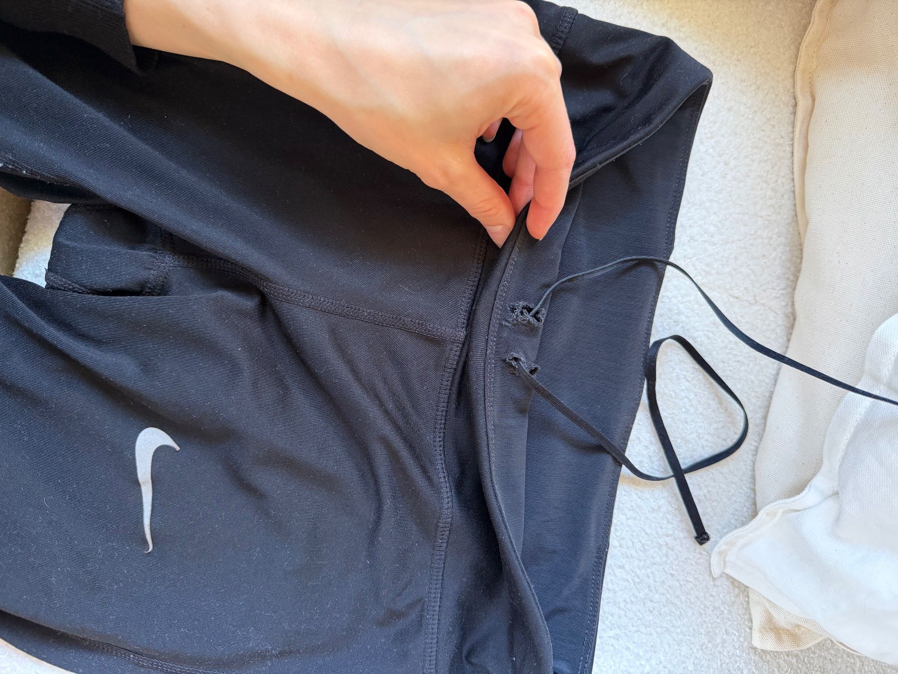 Nike Leggings: Nike Sportleggigns schwarz – Usato da Zürich venduto da ele_c8mx 2