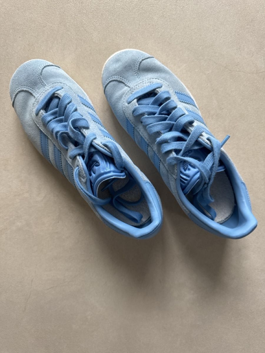 Adidas Damenschuhe: adidas Gazelle hellblau Gr. 37 1/3 – Neu (gemäss Beschreibung) aus Uttwil von rat_7sh2