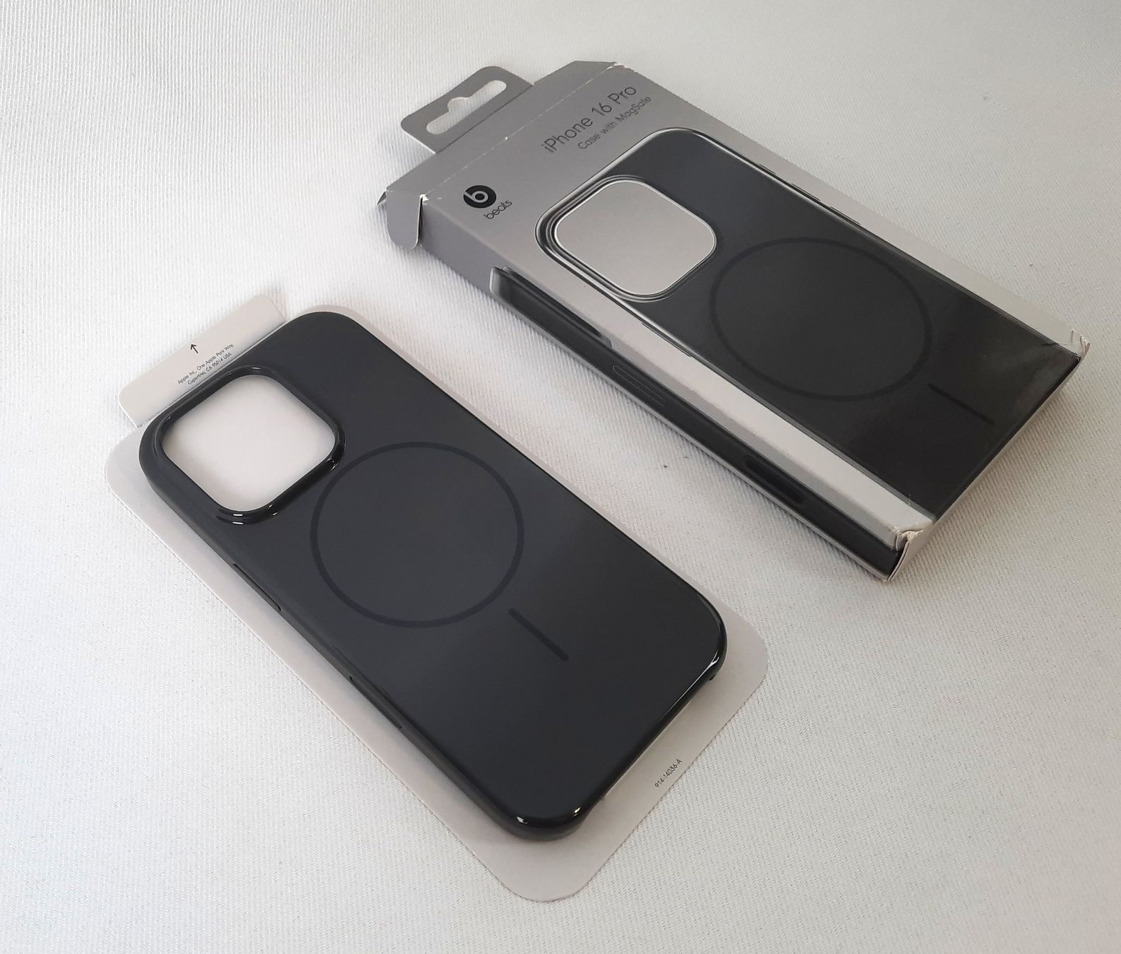 Apple Cover & Protezioni schermo: BEATS Case with MagSafe IPhone 16 Pro – Nuovo (secondo la descrizione) da Beinwil am See venduto da Restwert_Beinwil 2