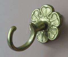 Vintage Messing-Haken inkl. Schraube mit Blumenornament