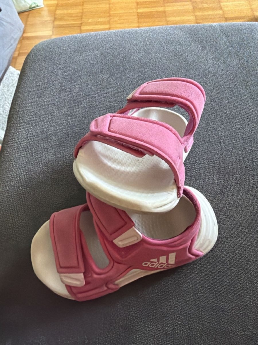 Adidas Scarpe per ragazzi: Adidas Sandalen Gr 20/21 – Usato da Mönchaltorf venduto da Angel789 1