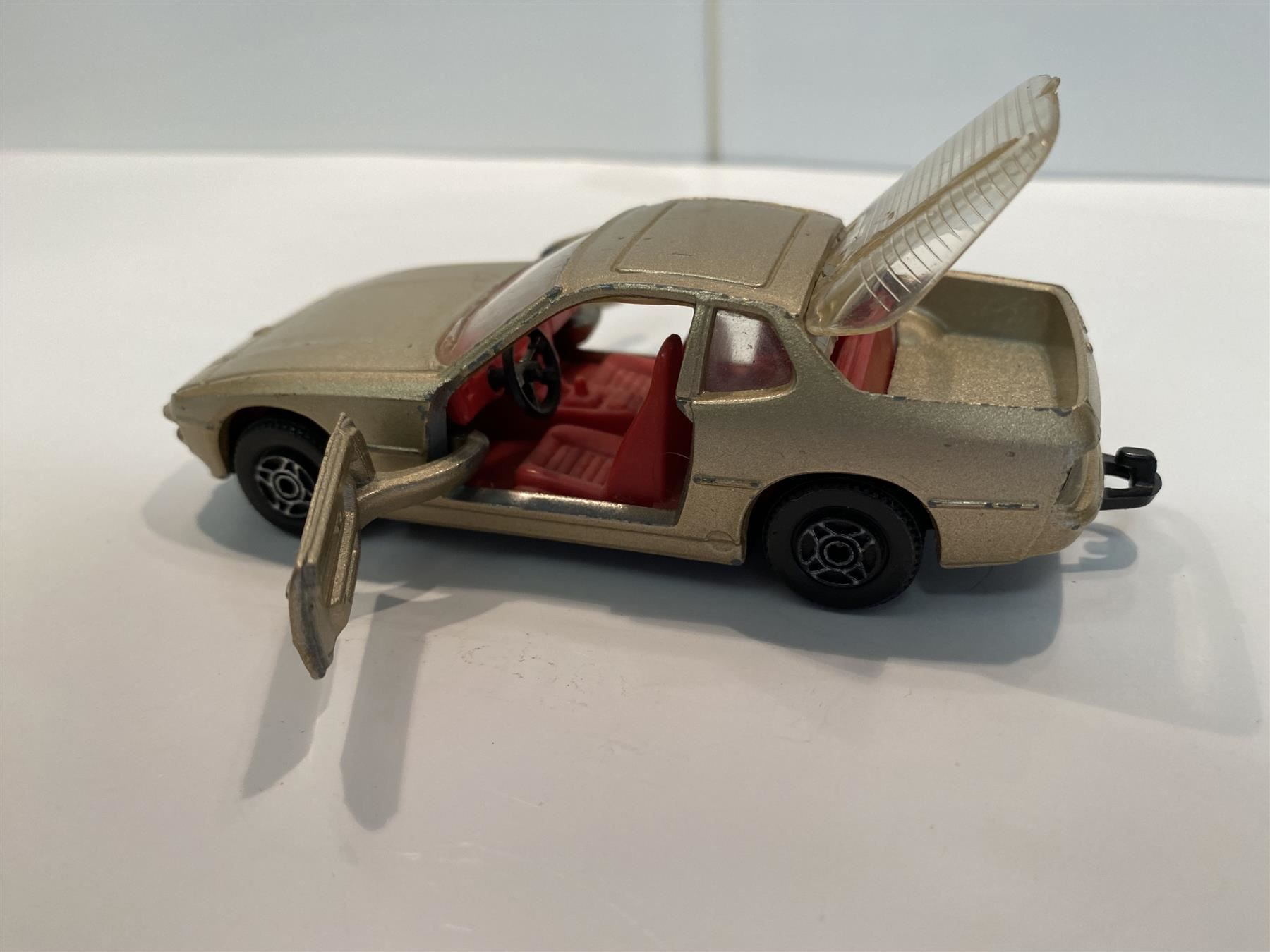 Porsche Modellautos: Porsche 924 1:36 Corgi GB – Gebraucht aus Stäfa von thebrand 2
