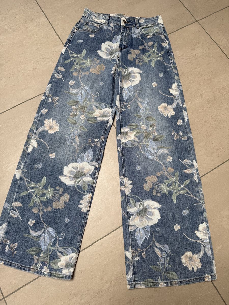 Jeans: Bohojeans mit Blumendruck – Nuovo (secondo la descrizione) da Sigriswil venduto da ck56