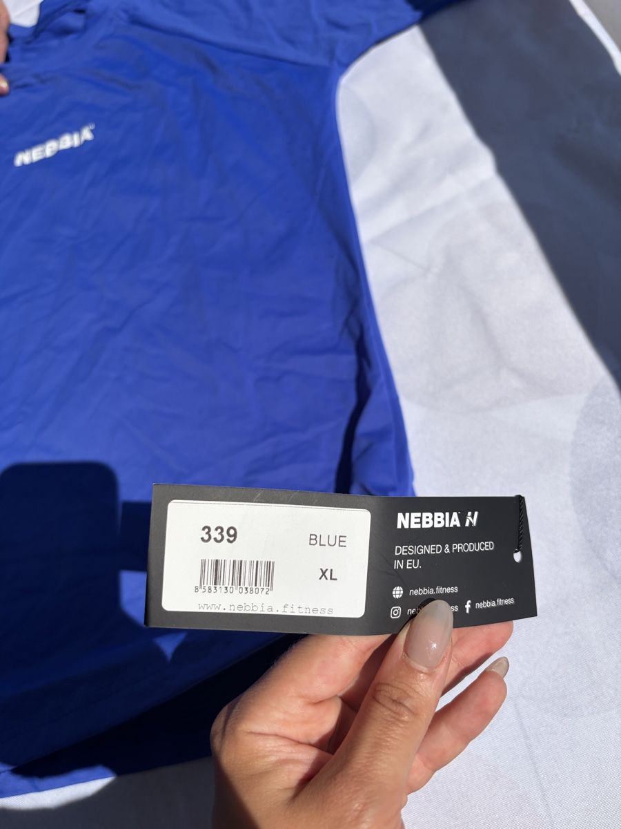 T-Shirts: T-shirt sport Nebbia – Neu und originalverpackt aus Pully von ari_78pk 3