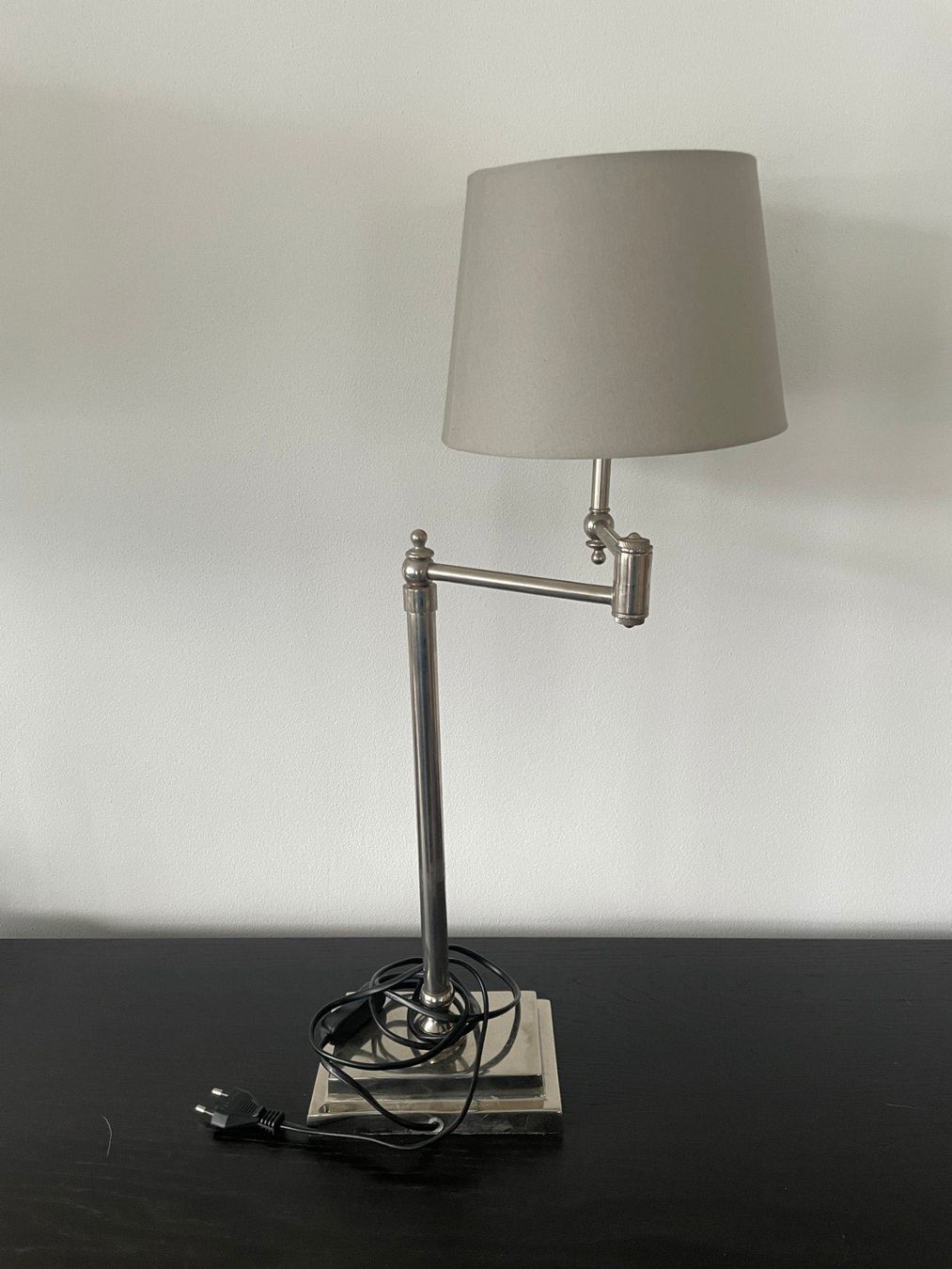 Lampade: sehr elegante retro Tischlampe – Usato da Volketswil venduto da gruezipistole 2