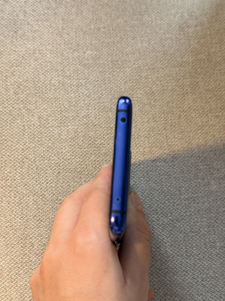 Huawei Telefoni cellulari / Smartphones: Huawei mate 20 pro  – Nuovo (secondo la descrizione) da Einigen venduto da iva_86t8 4