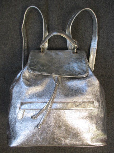 Bally Rucksäcke: BALLY - Leder Rucksack silberfarben – Gebraucht aus Wetzikon ZH von icewear