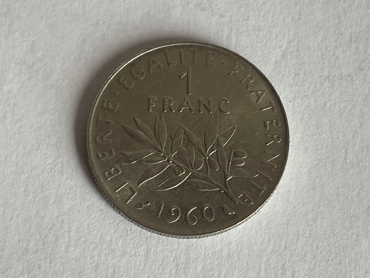 Alle Münzen: Superbe pièce 1 franc Semeuse 1960 – Gebraucht aus Erde von