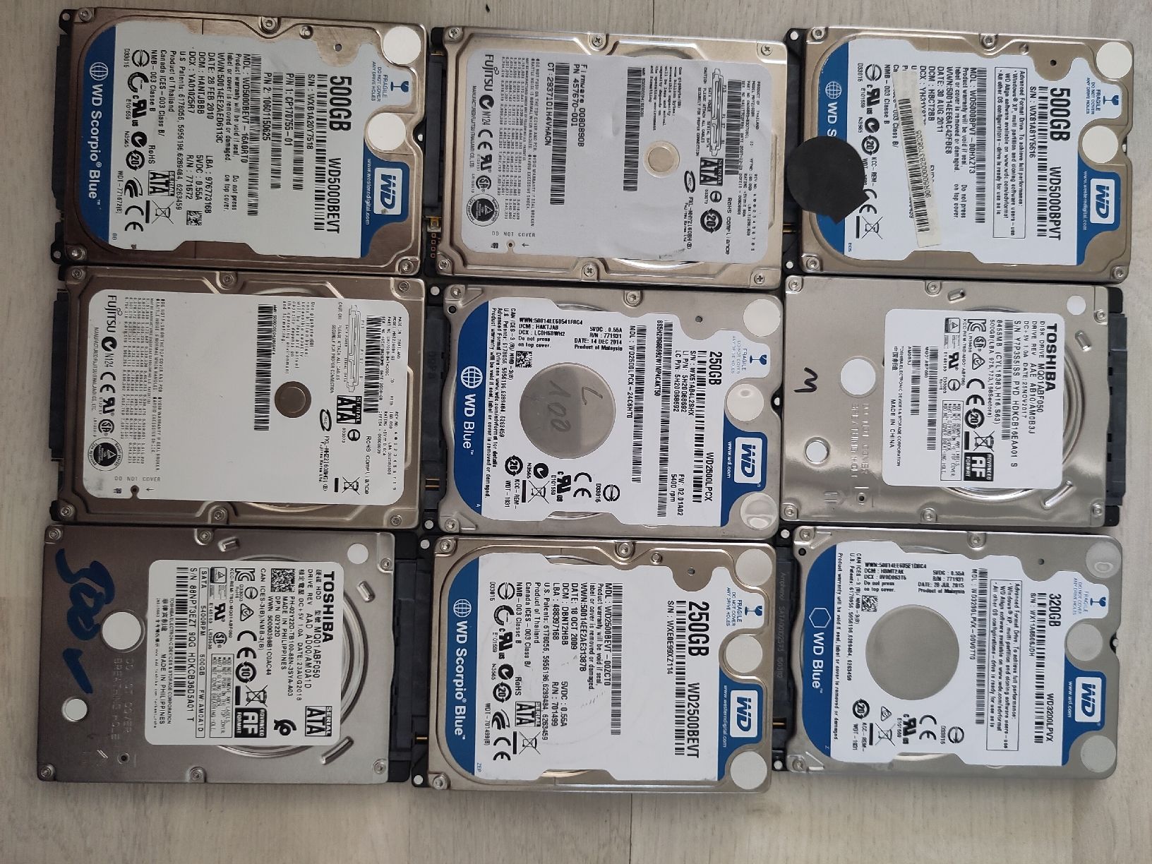 Harddisks: 62x 2.5" HDD – Defekt aus Sargans von sve_hjs5 2