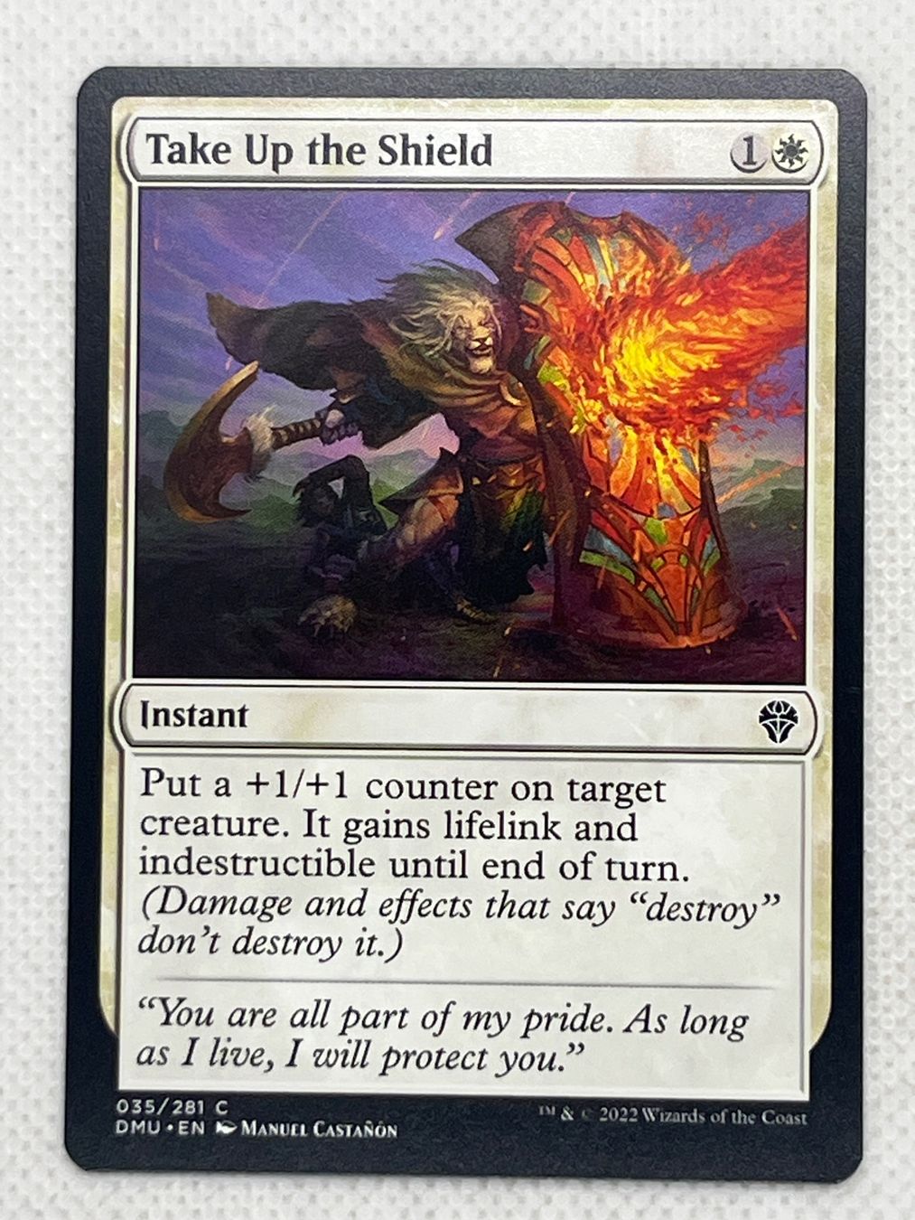 Magic The Gathering Sammelbilder & Trading cards: MTG Take Up the Shield DMU 035 Englisch Common – Gebraucht aus Hinterkappelen von Kim1992