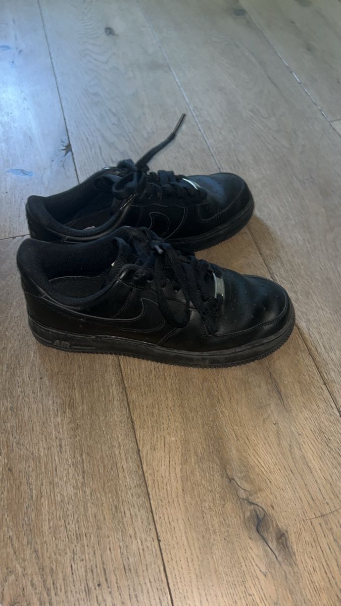 Nike Scarpe da donna: Nike Air Force 1 07 - Sneaker low- black – Usato da Wängi venduto da leoniee17j 2