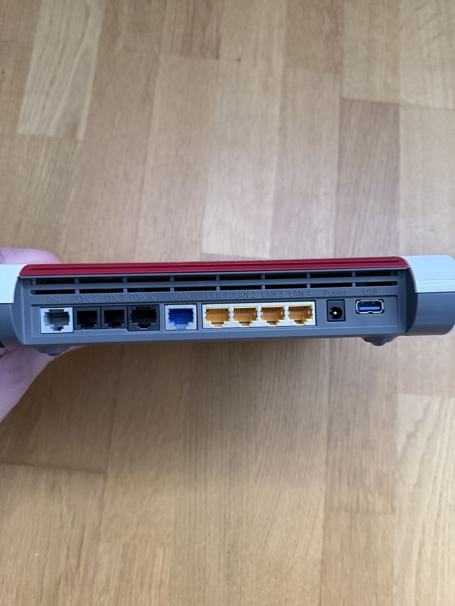 Fritz Modems & Router: Fritzbox 7590 SE inkl. Netzteil – Gebraucht aus Basel von Xela86 2