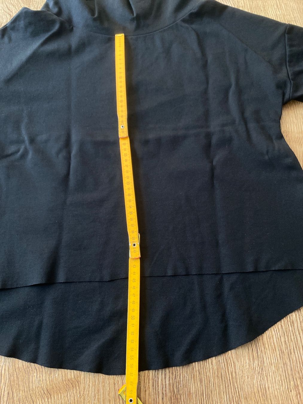 Maglioni & Felpe: SHIRT MIT KRAGEN/PULLOVER GR.1 Size / schwarz / speziell – Usato da Frauenfeld venduto da Boldi46 6
