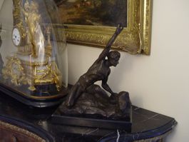 Grosse Bronze - Skulptur /Akt