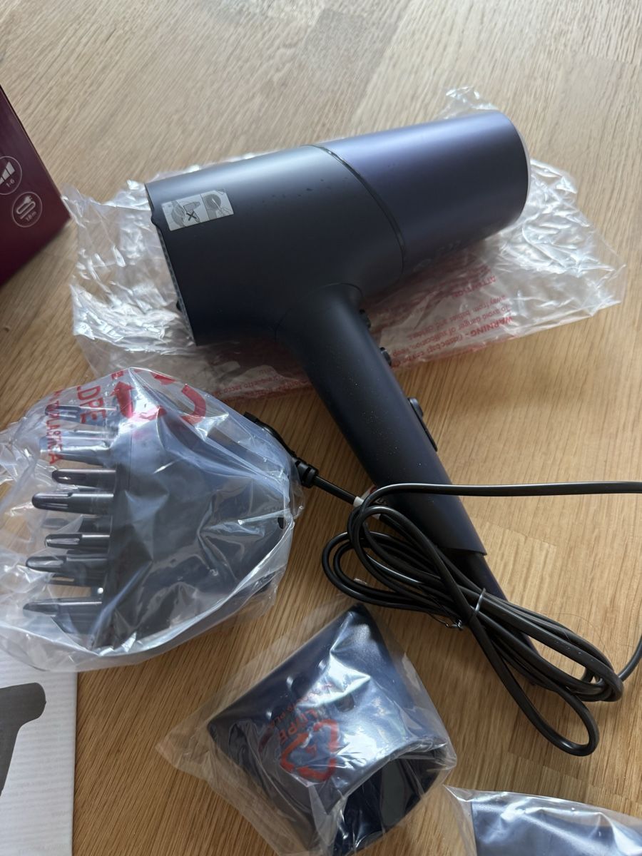 Philips Asciugacapelli: Asciugacapelli Philips 5000, mai usato – Nuovo e nell'imballaggio originale da Ponte Capriasca venduto da dan_7mqv 1