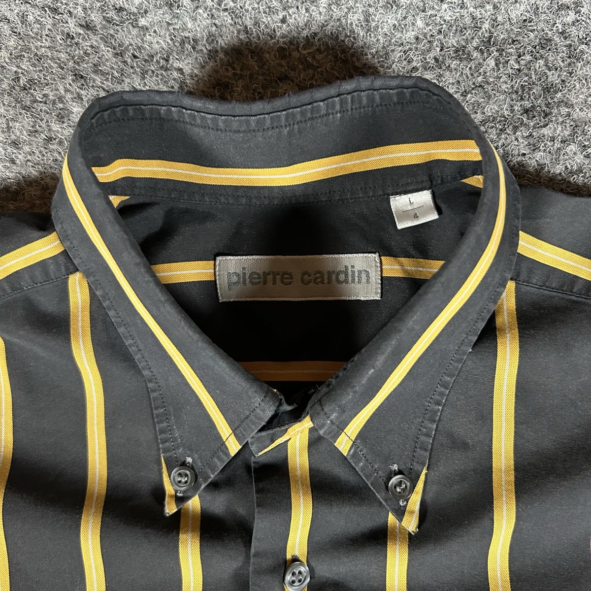 Pierre Cardin T-shirt: Pierre Cardin shirt – Usato da La Sagne NE venduto da Matlasape 2
