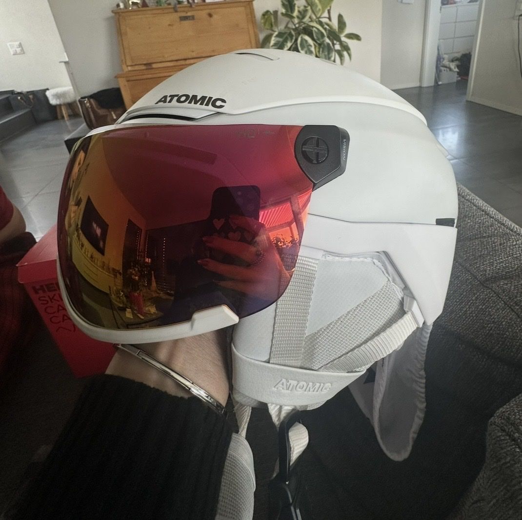 Atomic Helme: Casque ski Atomic taille S – Gebraucht aus Chevroux von Lfy 4