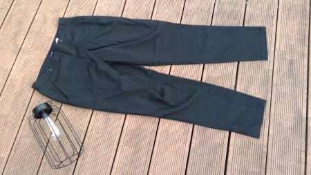 Pantalon gris foncé chiné VERO MODA, taille 38 (85cm)